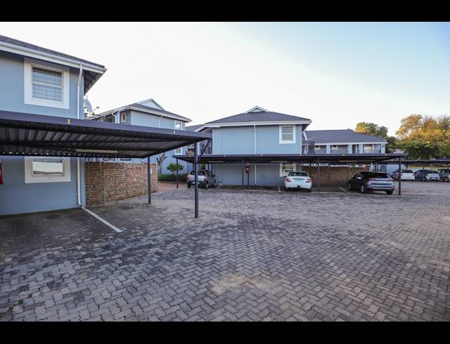 2 BEDROOM APARTMENT FOR SALE IN WELTEVREDEN PARK
